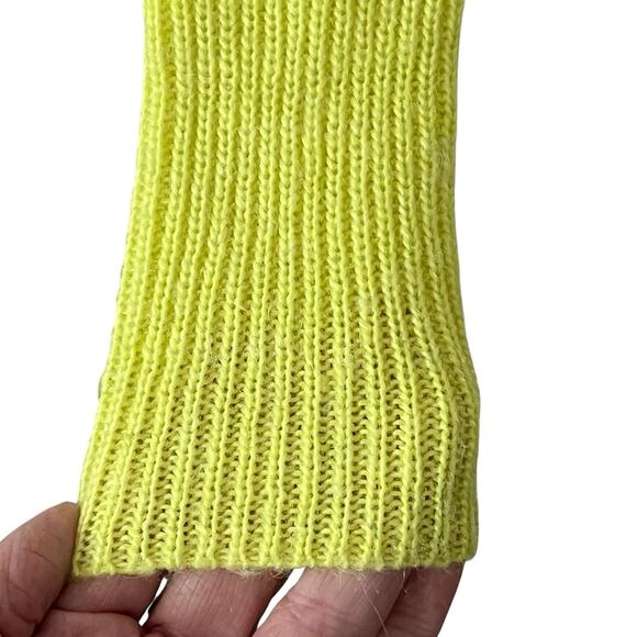 J. Crew Pullover Sweater Women’s Size S Wool Mohair Blend Buttons Chartreuse - Picture 6 of 8